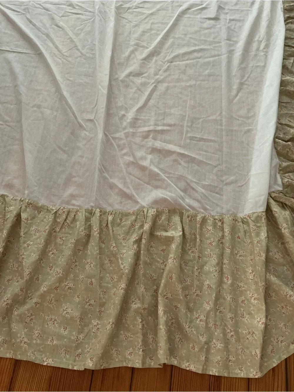 Vintage J.C. Penney Ruffled Bedskirt